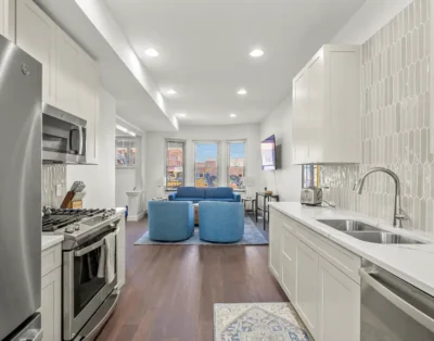 Historic Brownstone in Downtown Cedar Falls District!